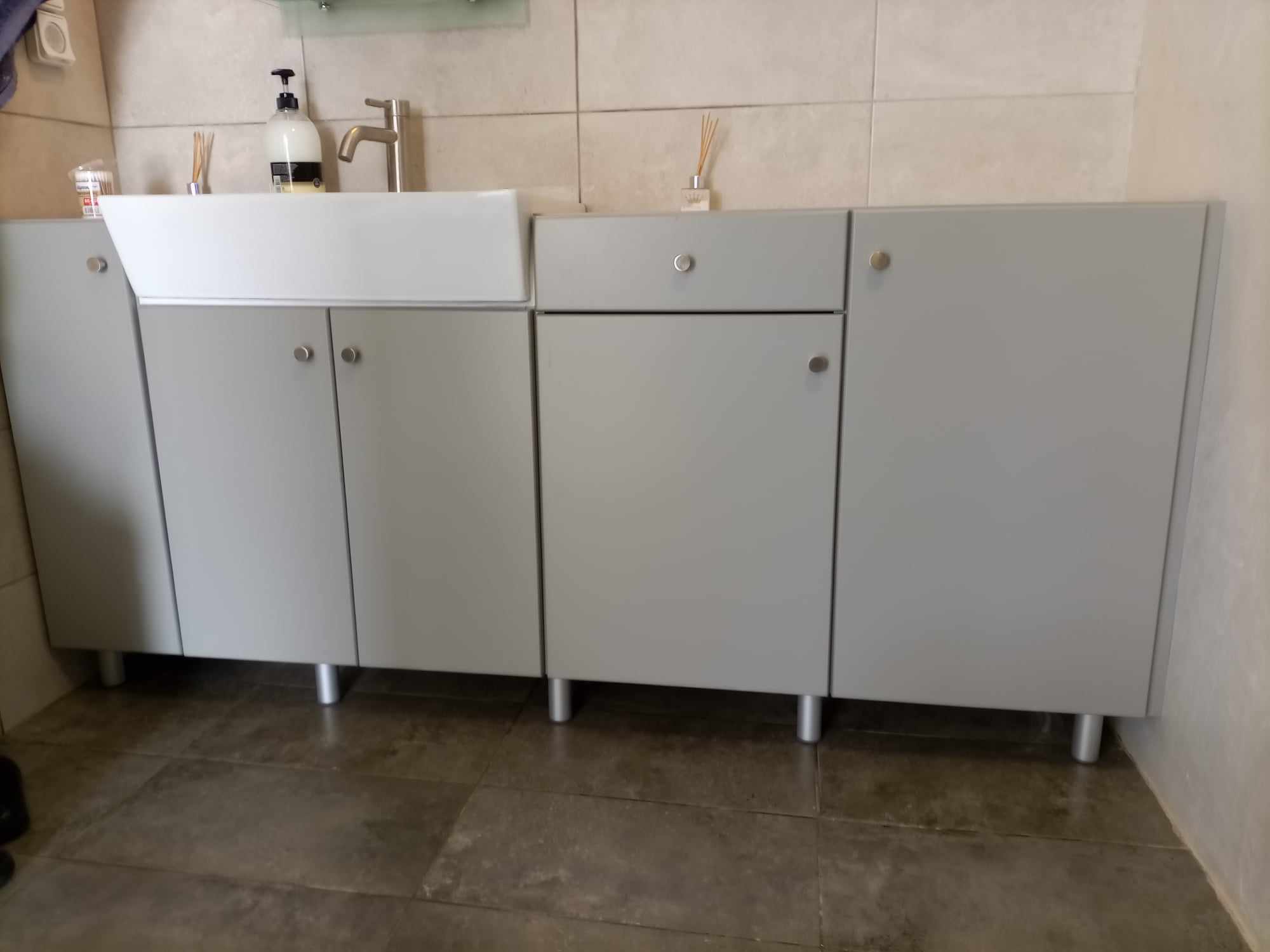Έπιπλο μπάνιου από κόντρα πλακέ θαλάσσης