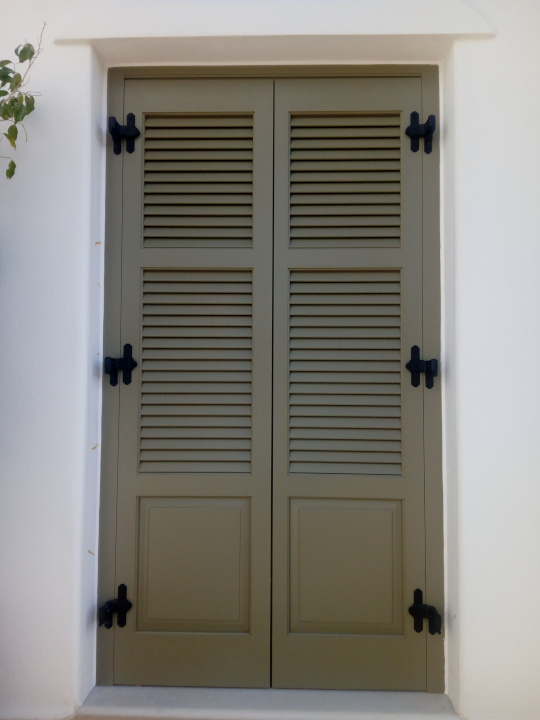 Μπαλκονόπορτα δίφυλλη