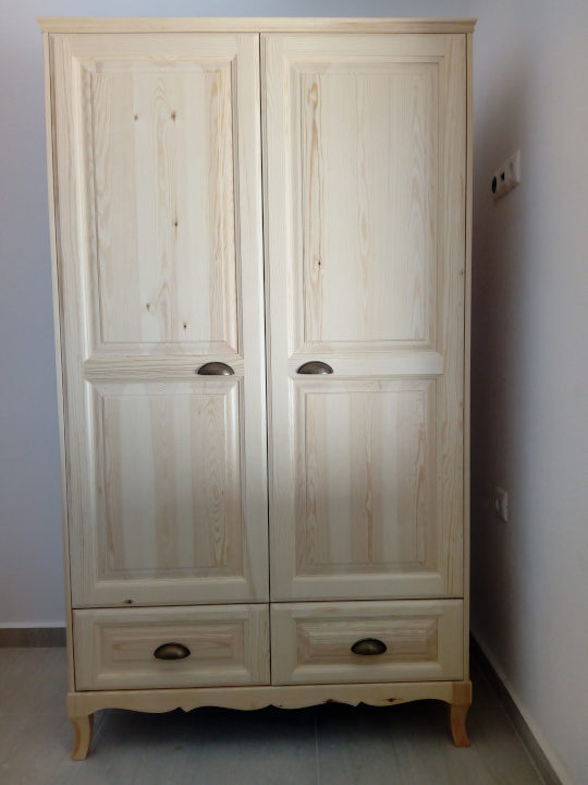 Κινητή ντουλάπα